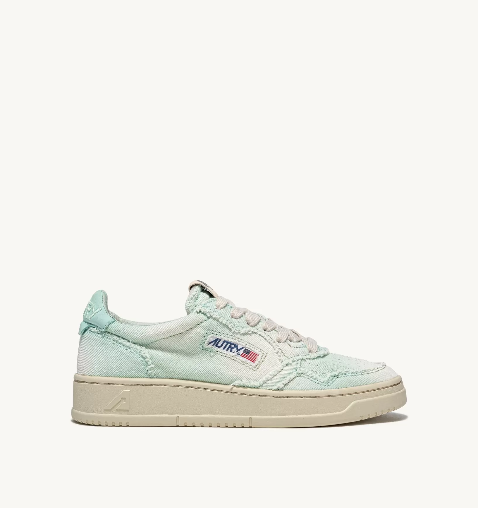AUTRY Sneakers Medalist Low In Denim Color Saltwater^Donna Medalist