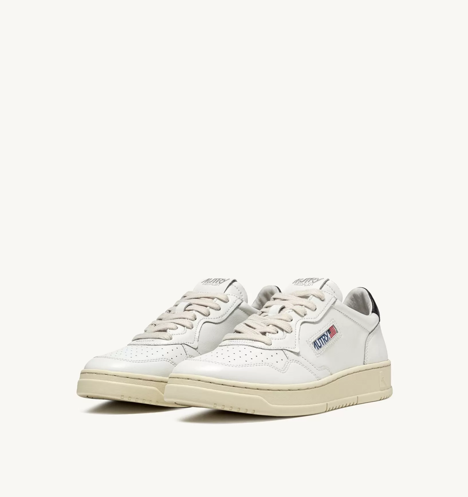 AUTRY Sneakers Medalist Low In Pelle Bianca E Nera^Donna Medalist