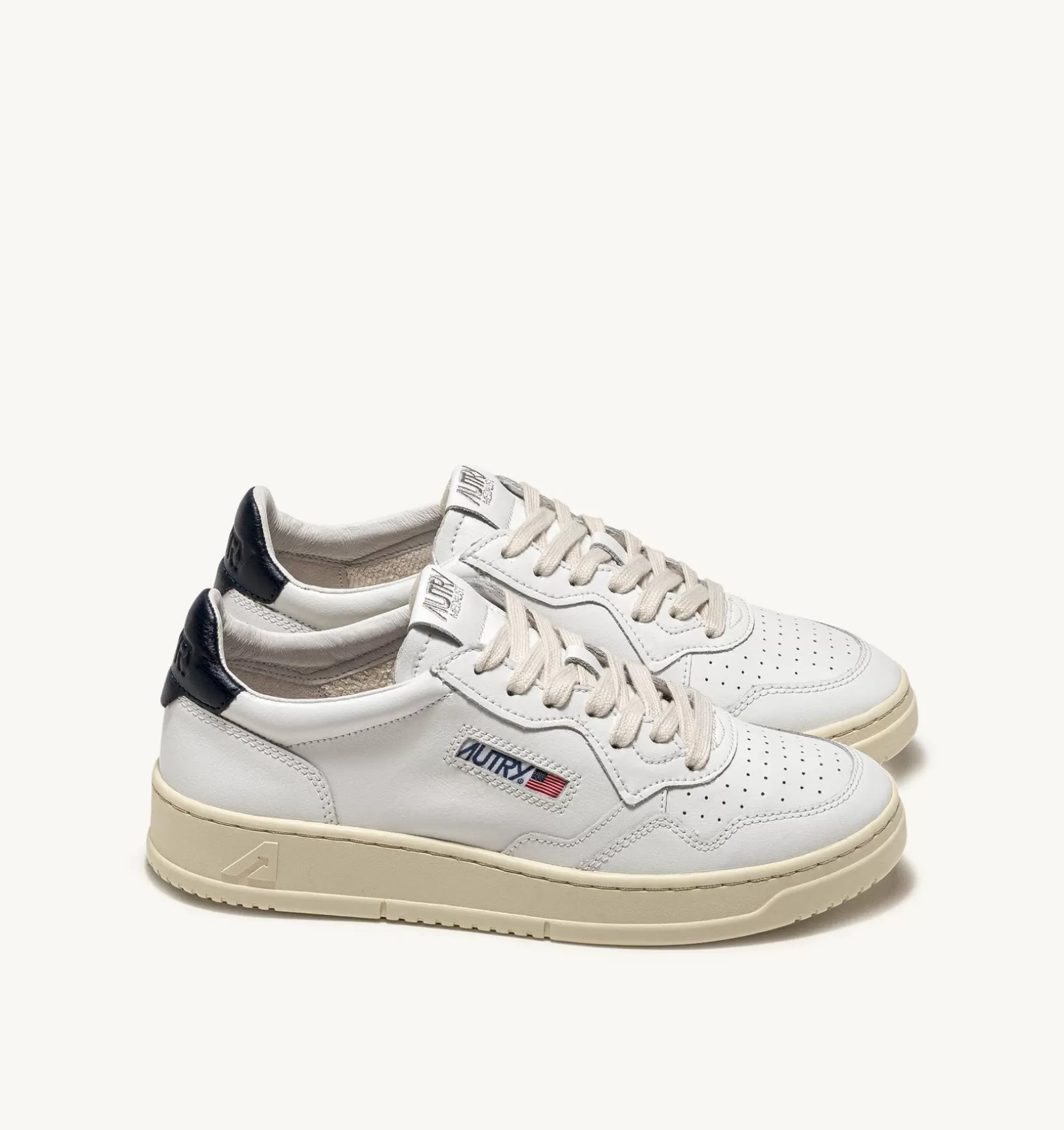 AUTRY Sneakers Medalist Low In Pelle Bianca E Space^Donna Medalist