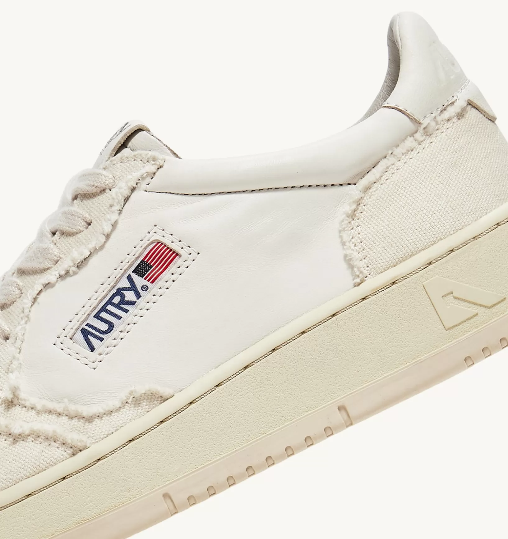AUTRY Sneakers Medalist Low In Pelle Di Capra E Tela Bianco Ivory^Donna Medalist