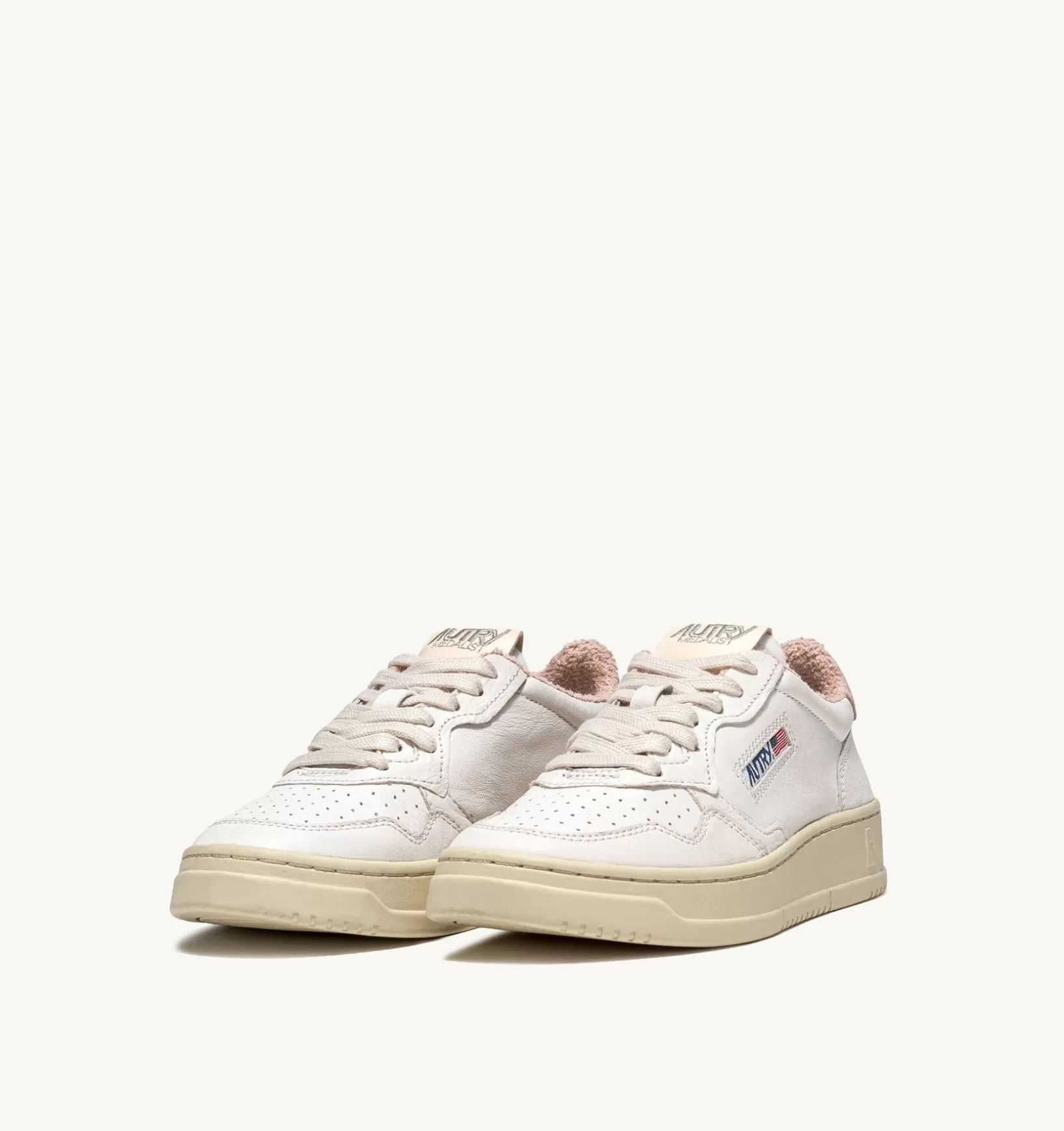 AUTRY Sneakers Medalist Low In Pelle Morbida Di Capra E Spugna Color Bianco E Powder^Donna Medalist