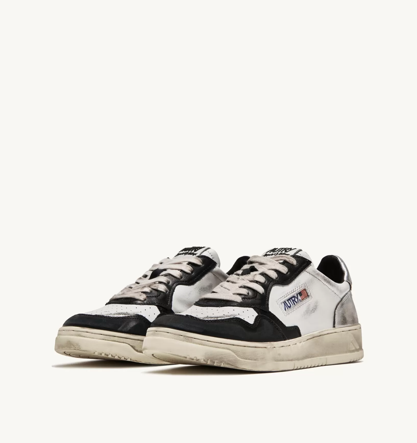 AUTRY Sneakers Super Vintage Low In Pelle Bianco Nero E Argento^Donna Super Vintage